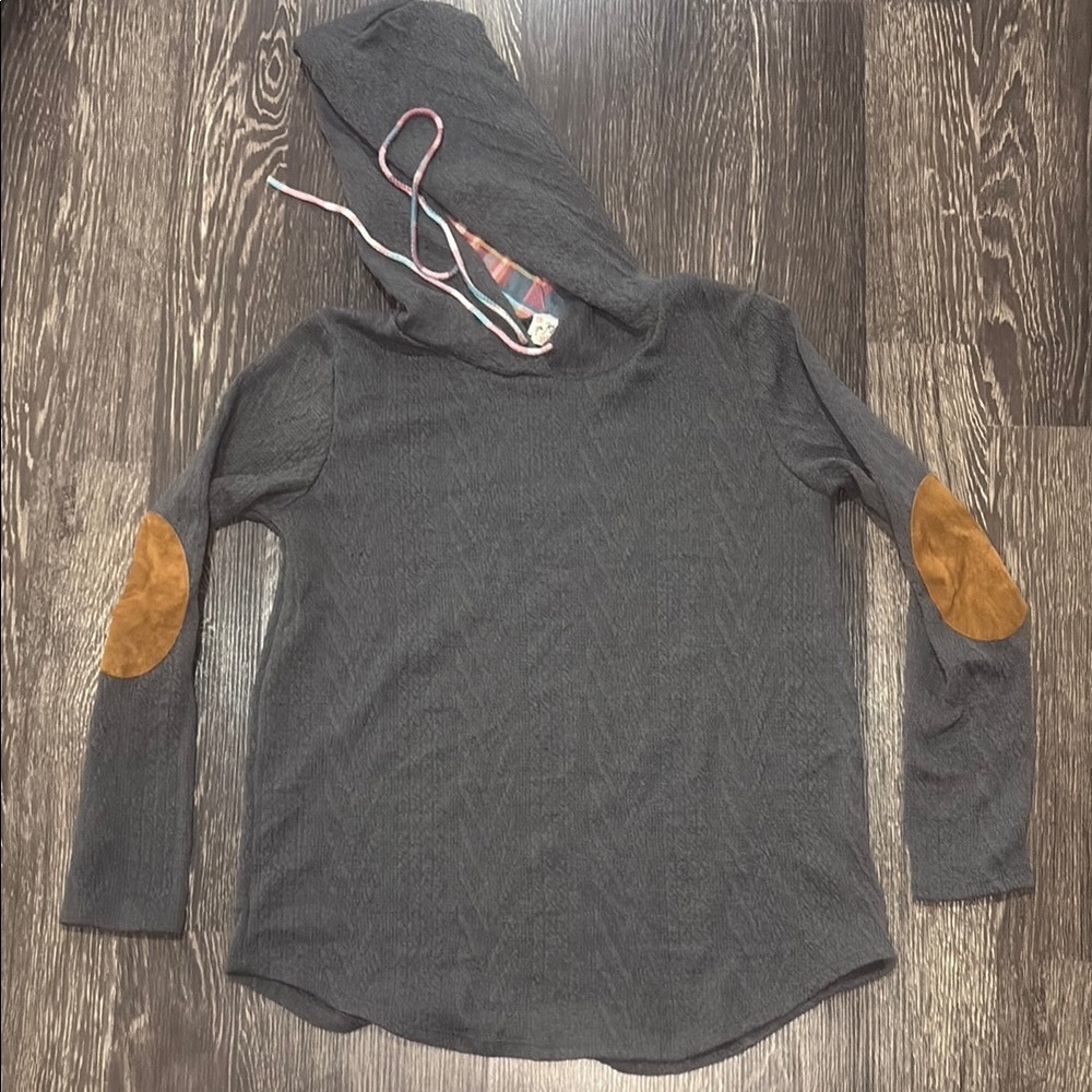 Woman’s 7th Ray gray hooded with sweater like material with elbow patches medium